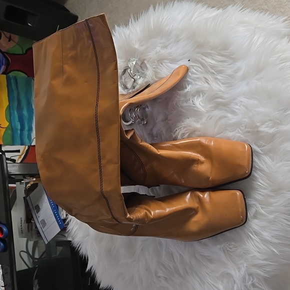 Size 9 Nine West Boat - Picture 1 of 8